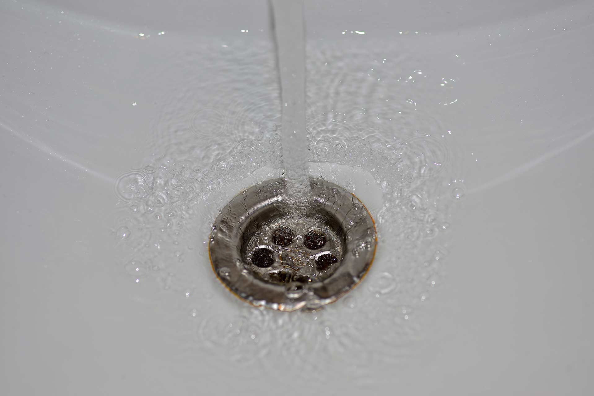 A2B Drains provides services to unblock blocked sinks and drains for properties in South Ruislip.